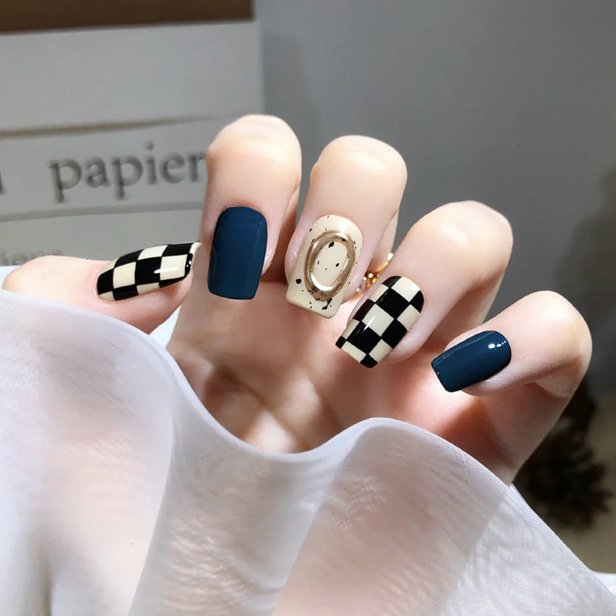 Fashionable Blue Graffiti Pattern Wearable Fake Nails