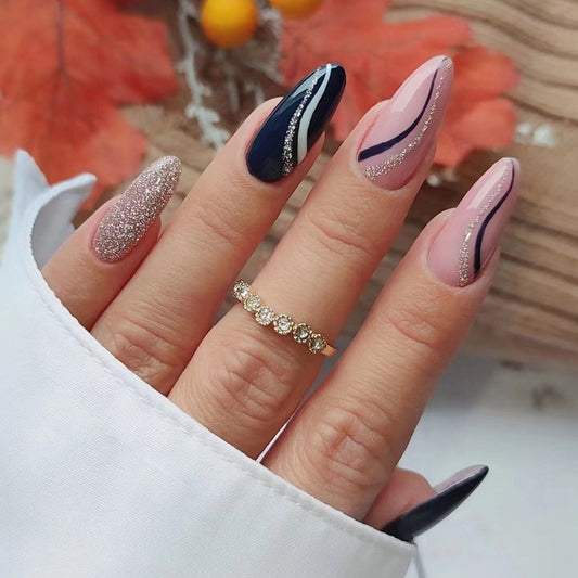 Trendy Personalized Striped Fashion Nails